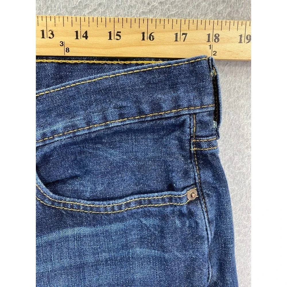 Levis please be